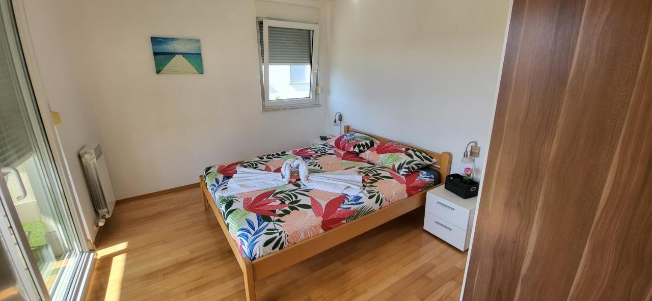 Apartment Summer Dream Punat Kültér fotó